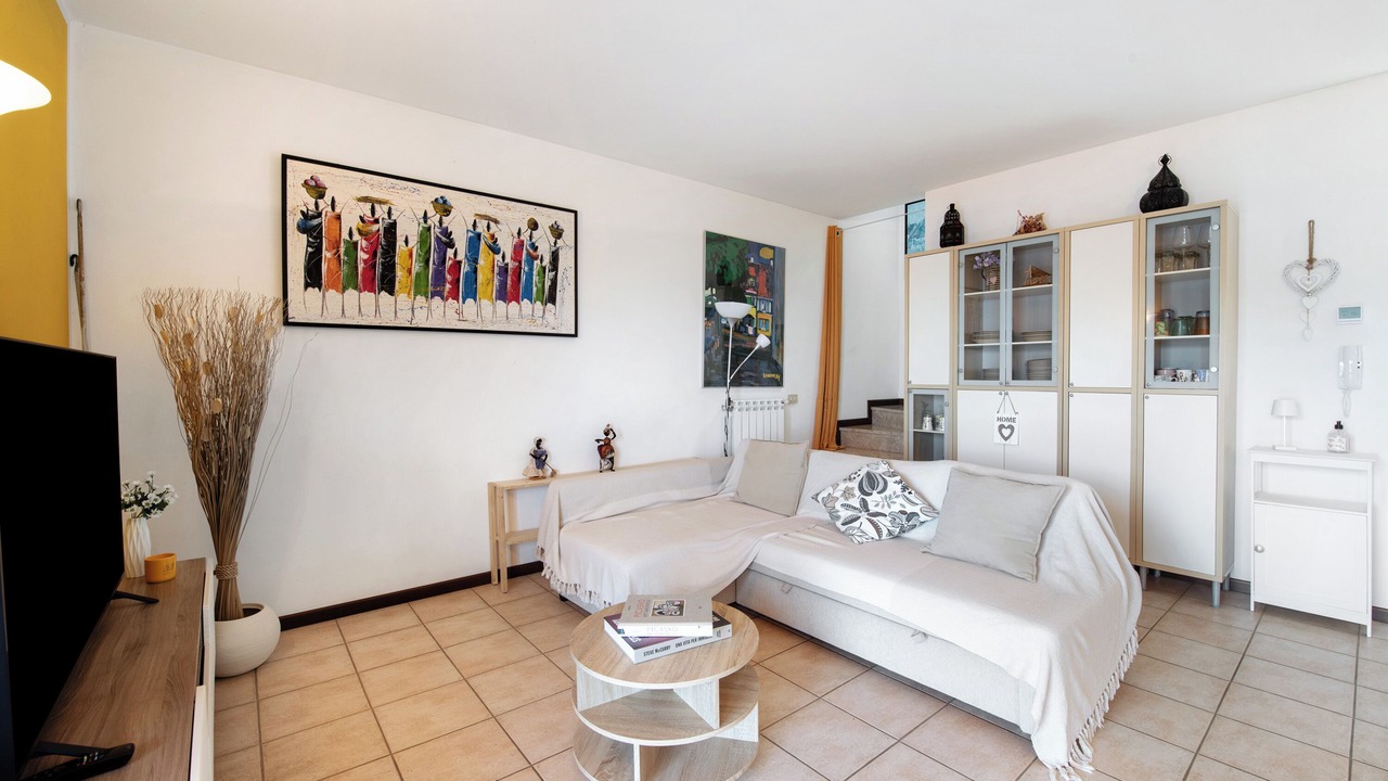 Photo of Others in Sulzano
