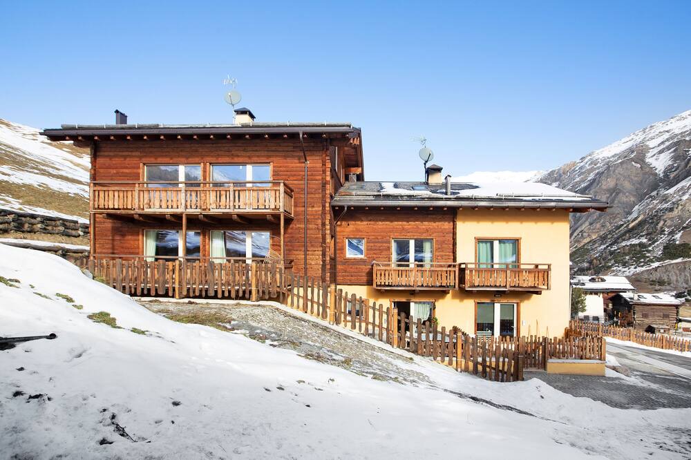 Photo of Outdoor in Trepalle