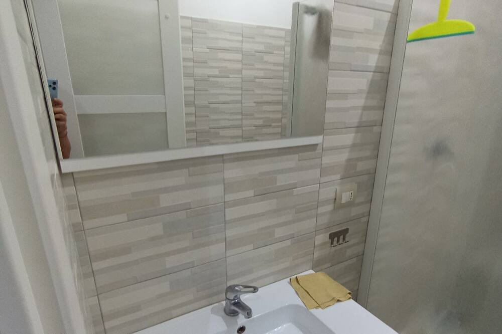 Photo of Bathroom in Barona