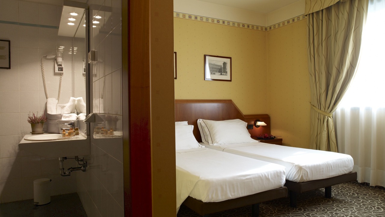 Photo of Bedroom in Peschiera Borromeo