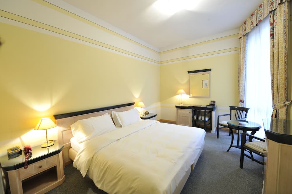 Photo of Bedroom in Sale Marasino
