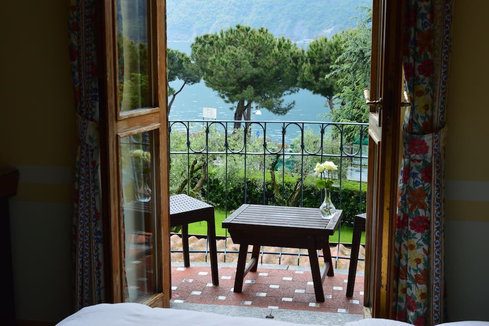 Photo of Bedroom in Sale Marasino