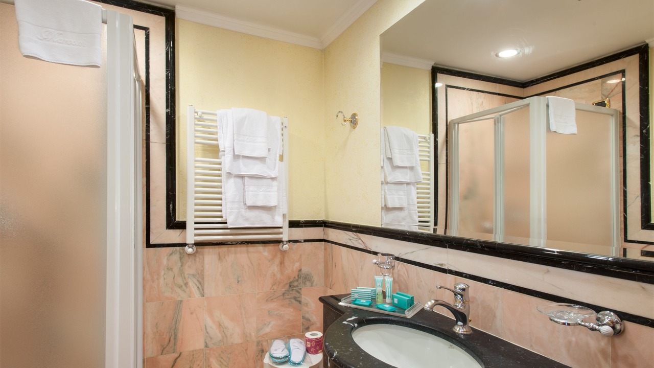 Photo of Bathroom in Varesine