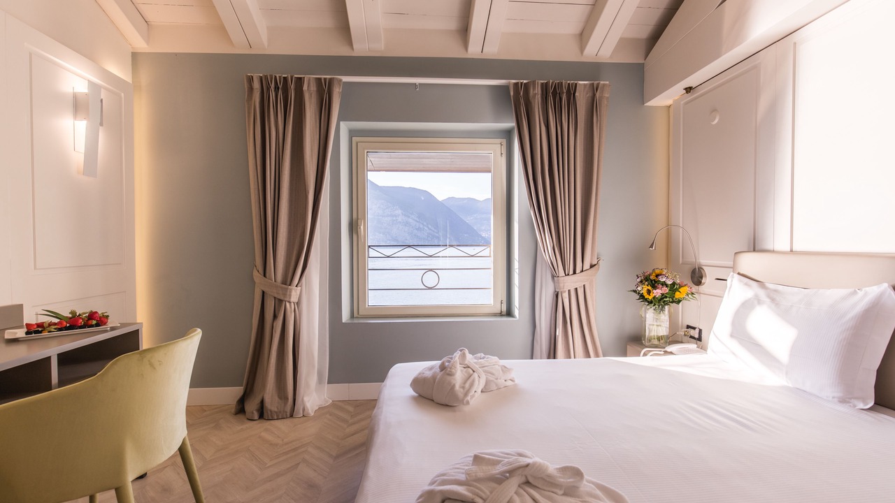 Photo of Bedroom in Iseo