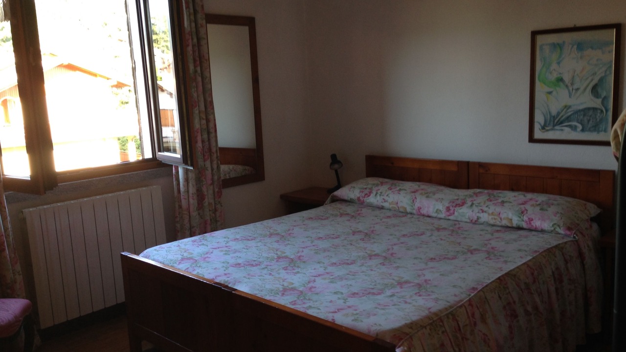 Photo of Bedroom in Selvino