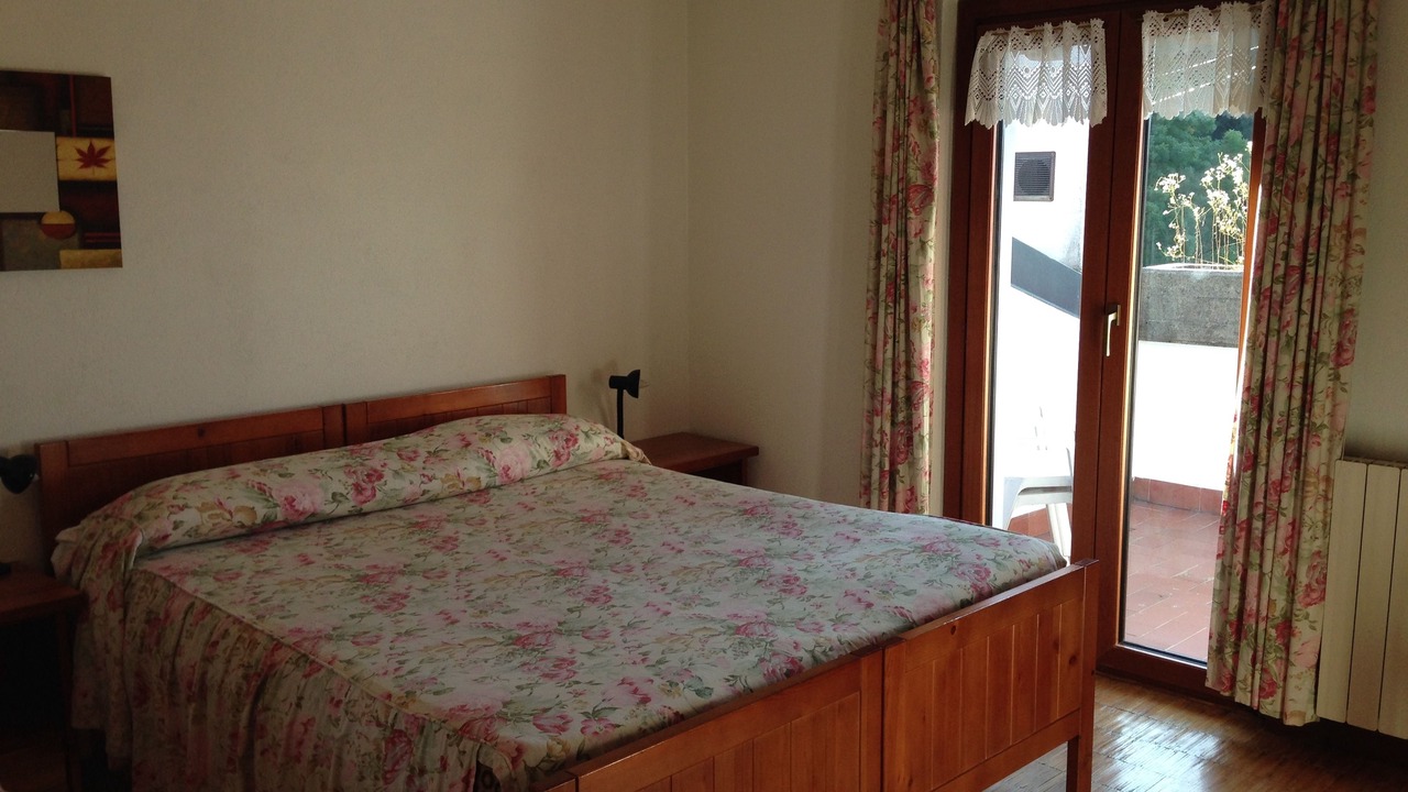 Photo of Bedroom in Selvino