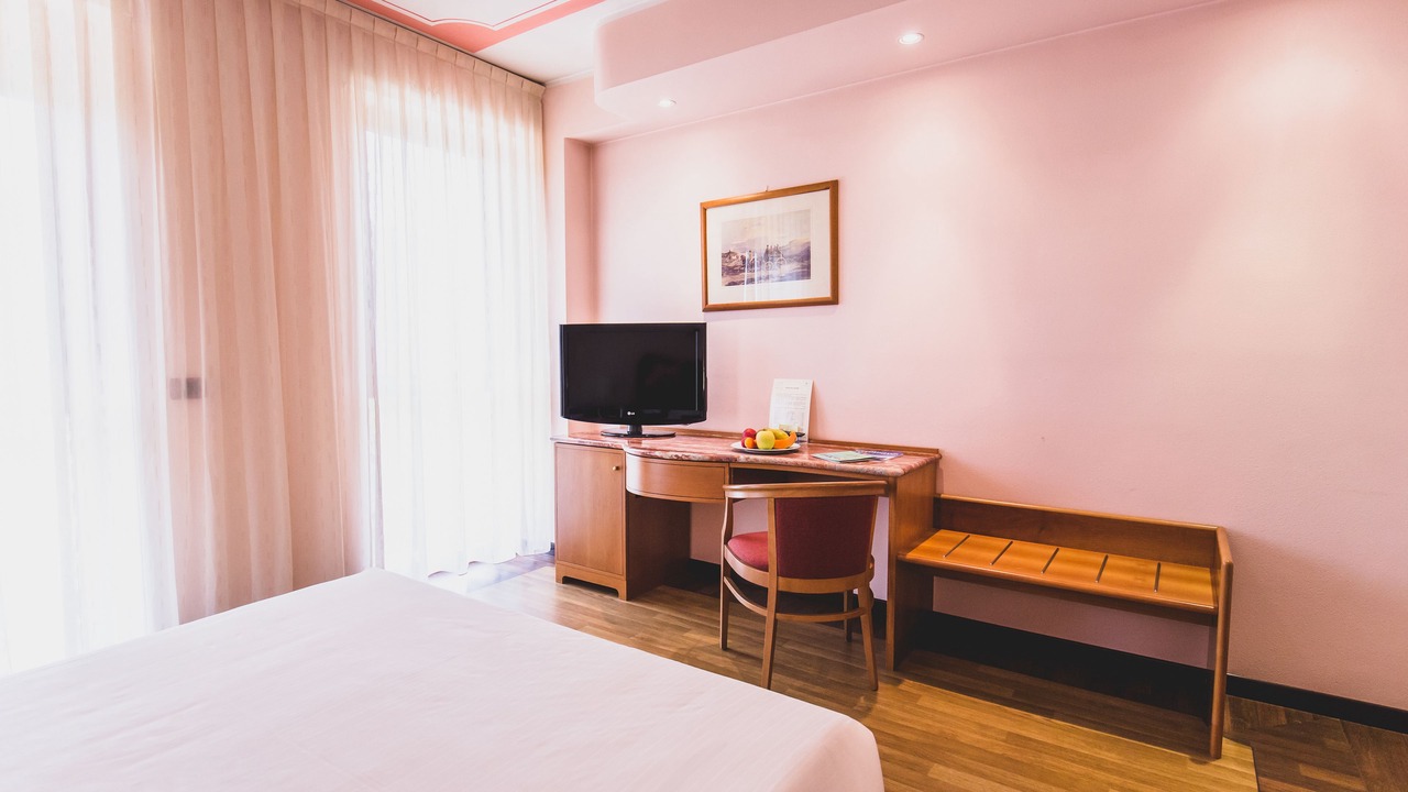 Photo of Bedroom in Ome