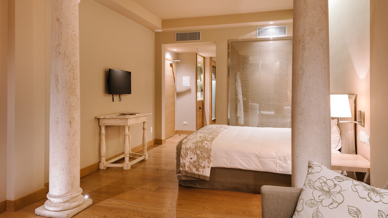 Photo of Bedroom in Uggiate Trevano