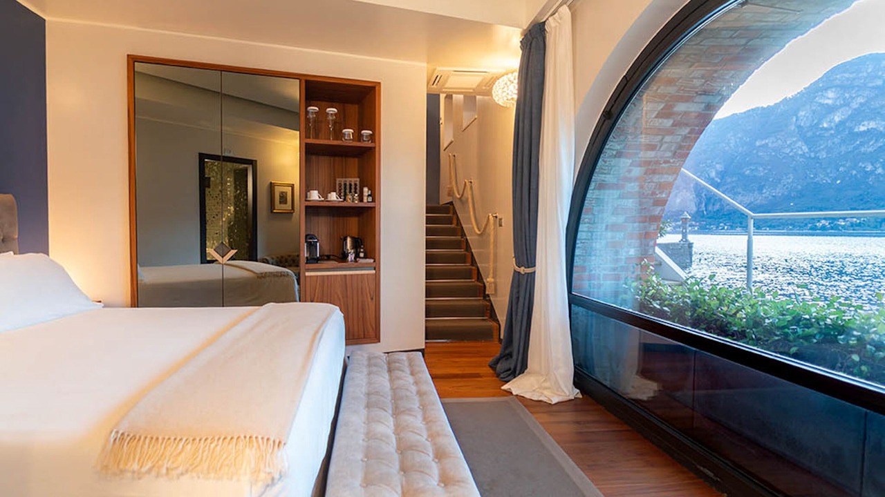Photo of Bedroom in Mandello del Lario