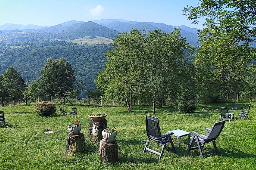 Photo of Bedroom in Alta Valle Intelvi