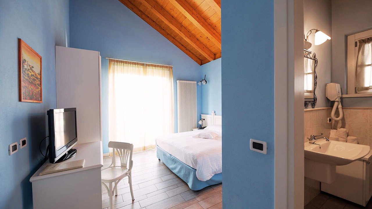 Photo of Bedroom in Selvino