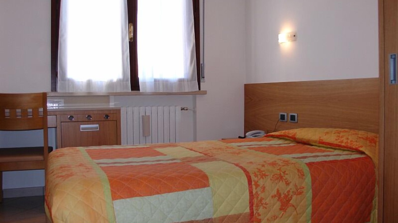Photo of Bedroom in Medole