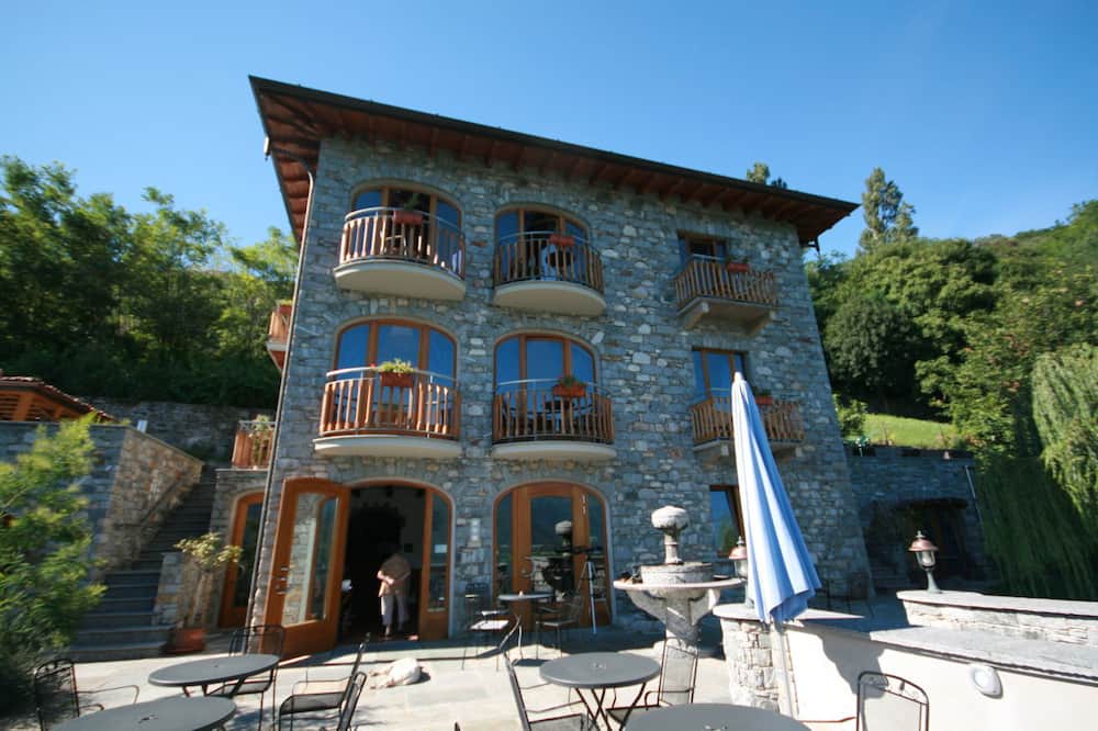 Photo of Outdoor in Aurogna