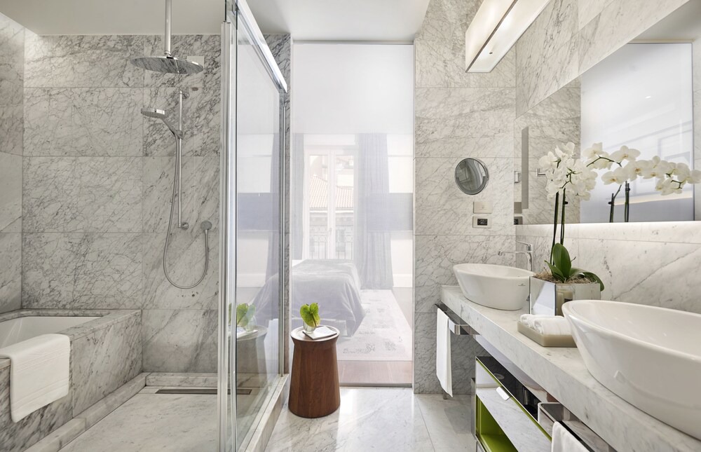 Photo of Bathroom in Scala