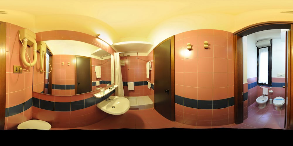Photo of Bathroom in Zona Farini