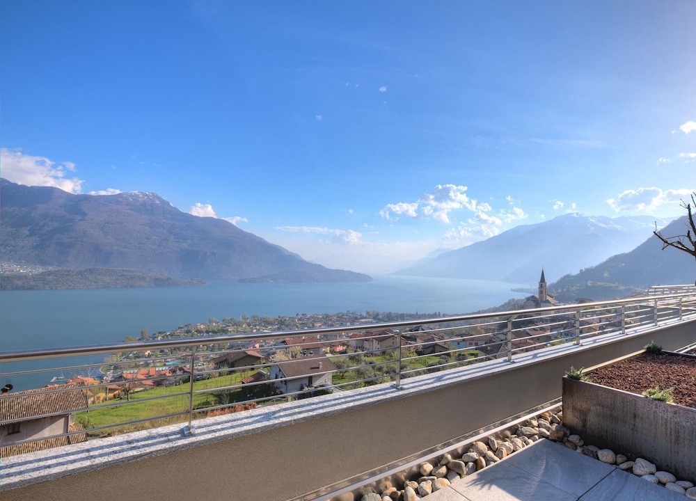 Photo of Patio Balcony in Vercana