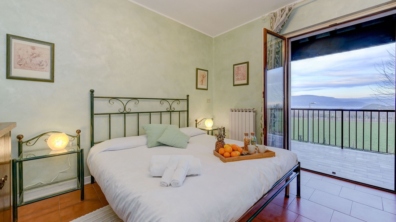 Photo of Bedroom in Polpenazze del Garda