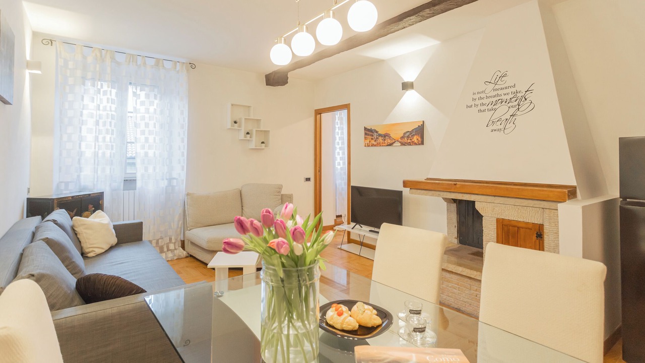 Photo of Livingroom in Como City Centre