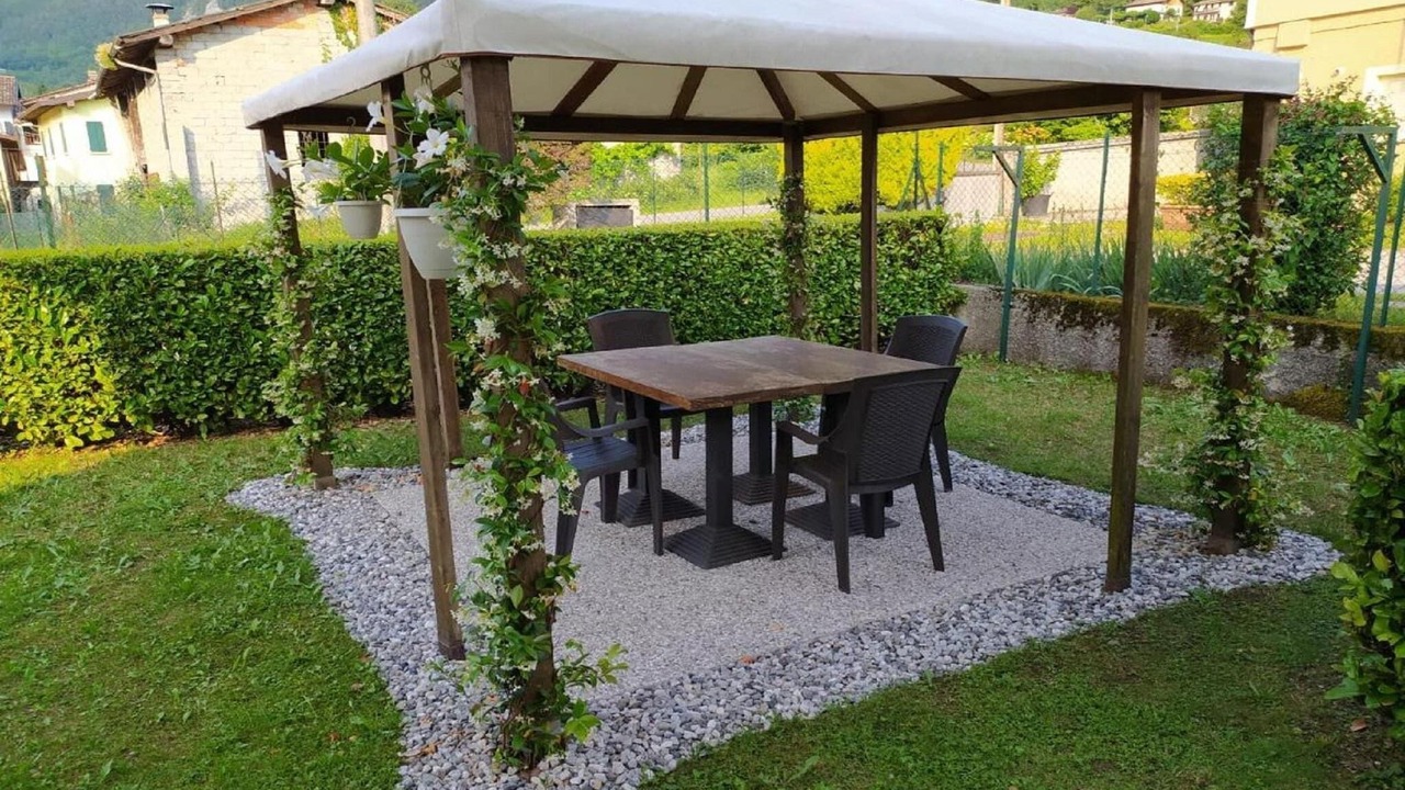 Photo of Outdoor in Crone
