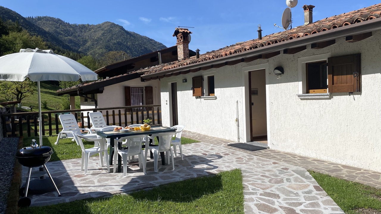 Photo of Outdoor in Crone