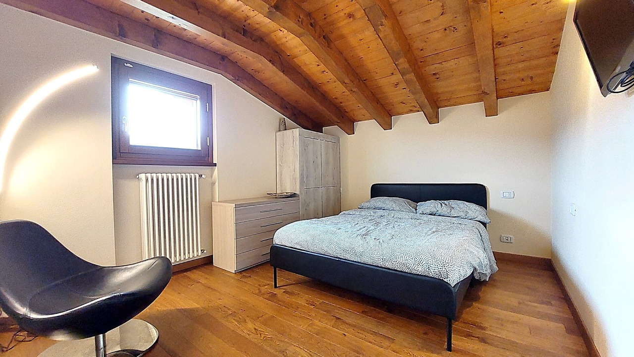 Photo of Bedroom in Costa Volpino