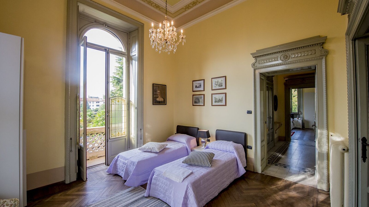 Photo of Bedroom in Mandello del Lario