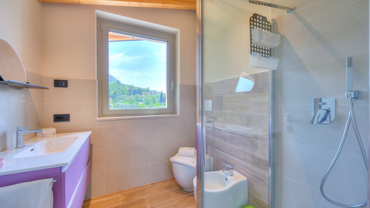 Photo of Bathroom in Roe Volciano