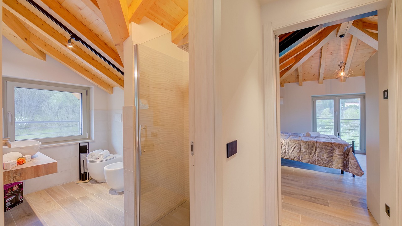 Photo of Bathroom in Roe Volciano