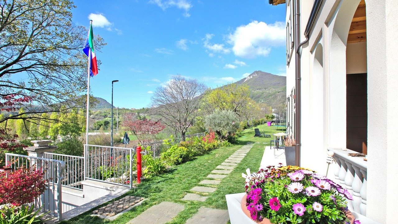 Photo of Outdoor in Roe Volciano