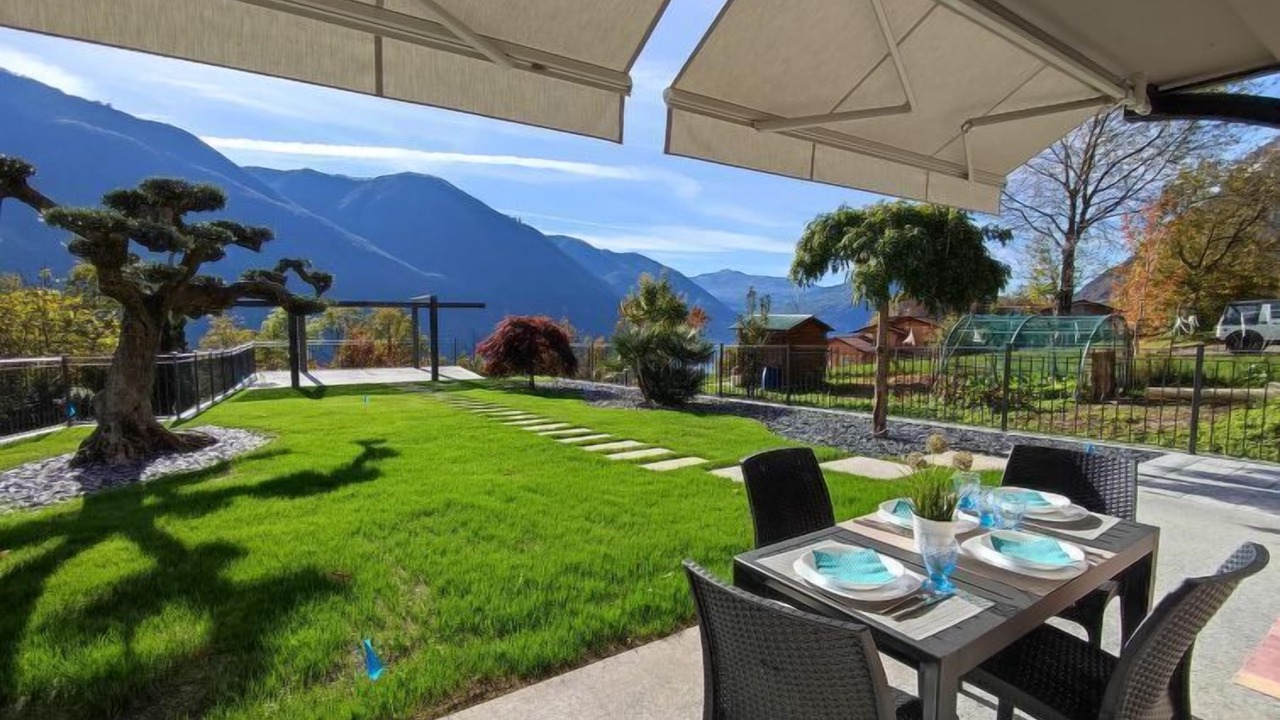 Photo of Outdoor in Corrido