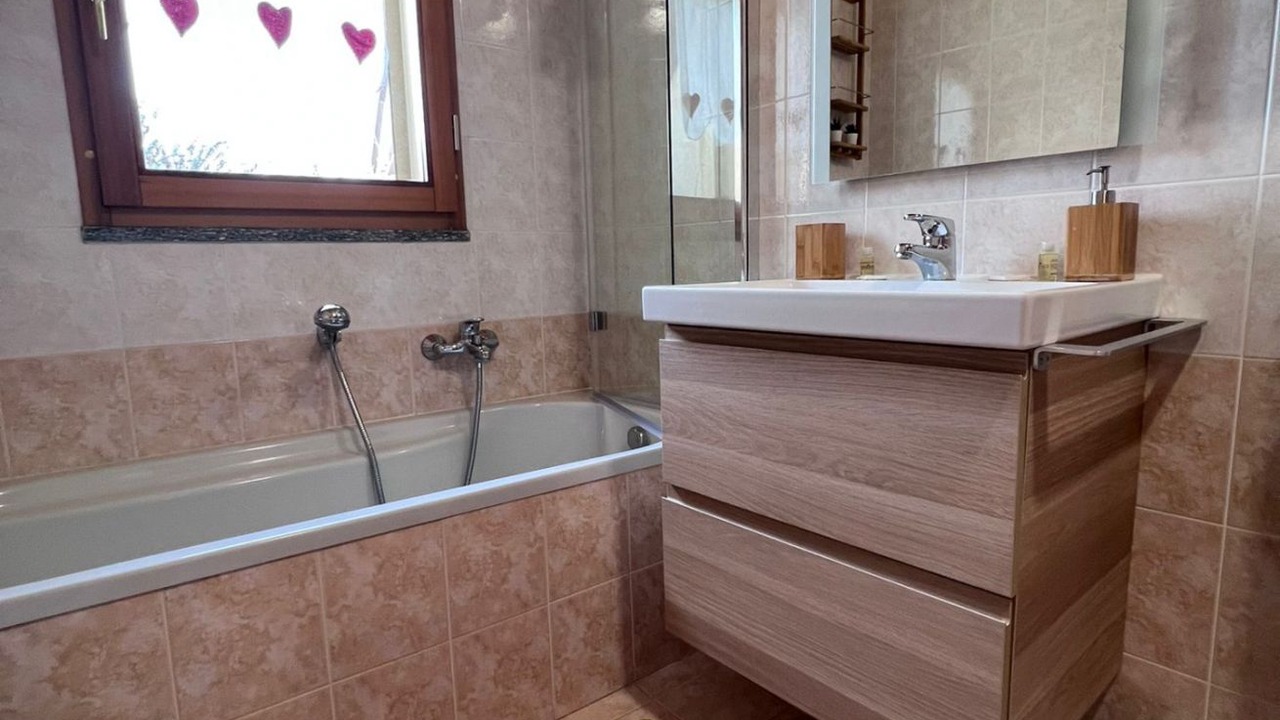 Photo of Bathroom in Rho