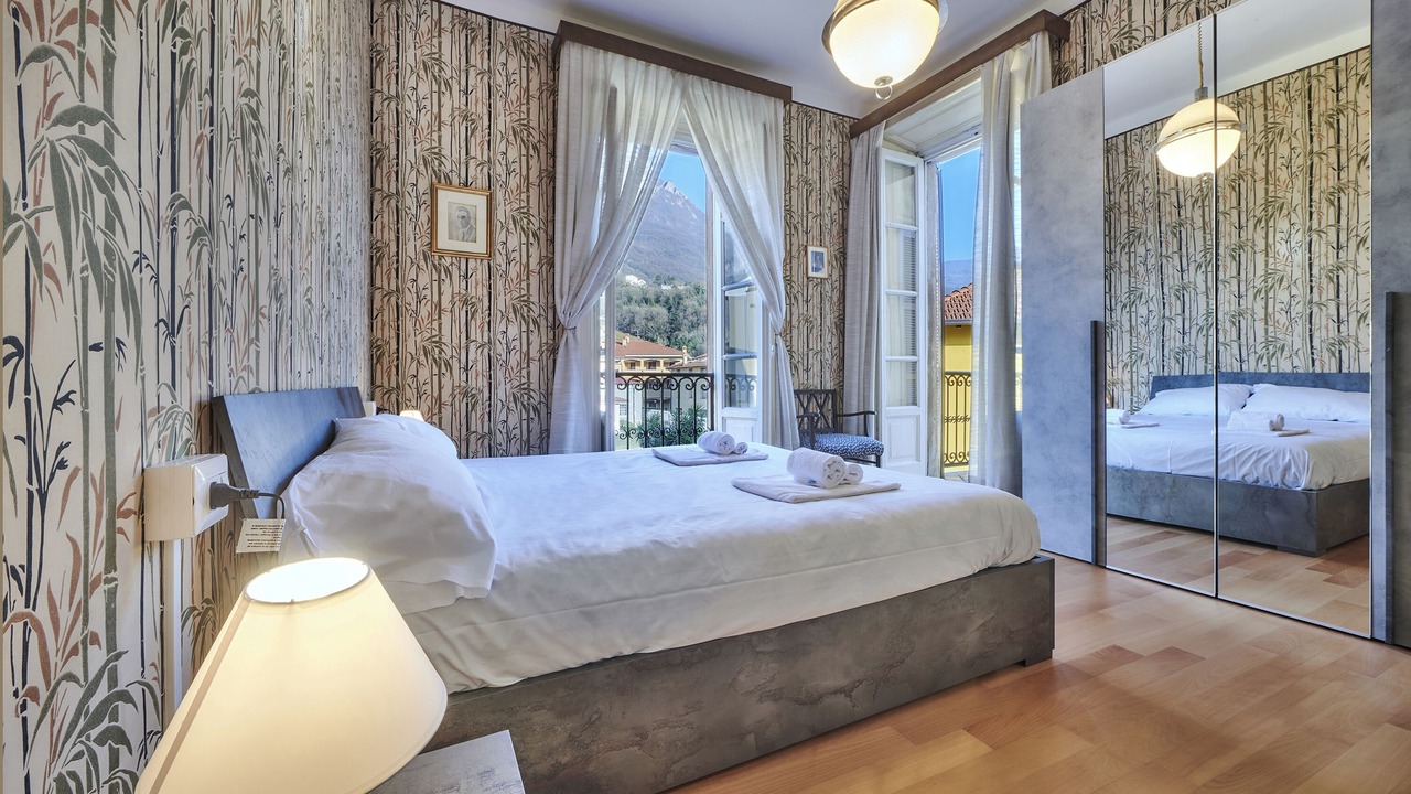 Photo of Bedroom in Mandello del Lario