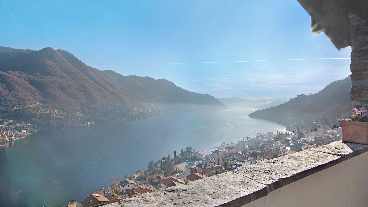 Photo of Others in Moltrasio