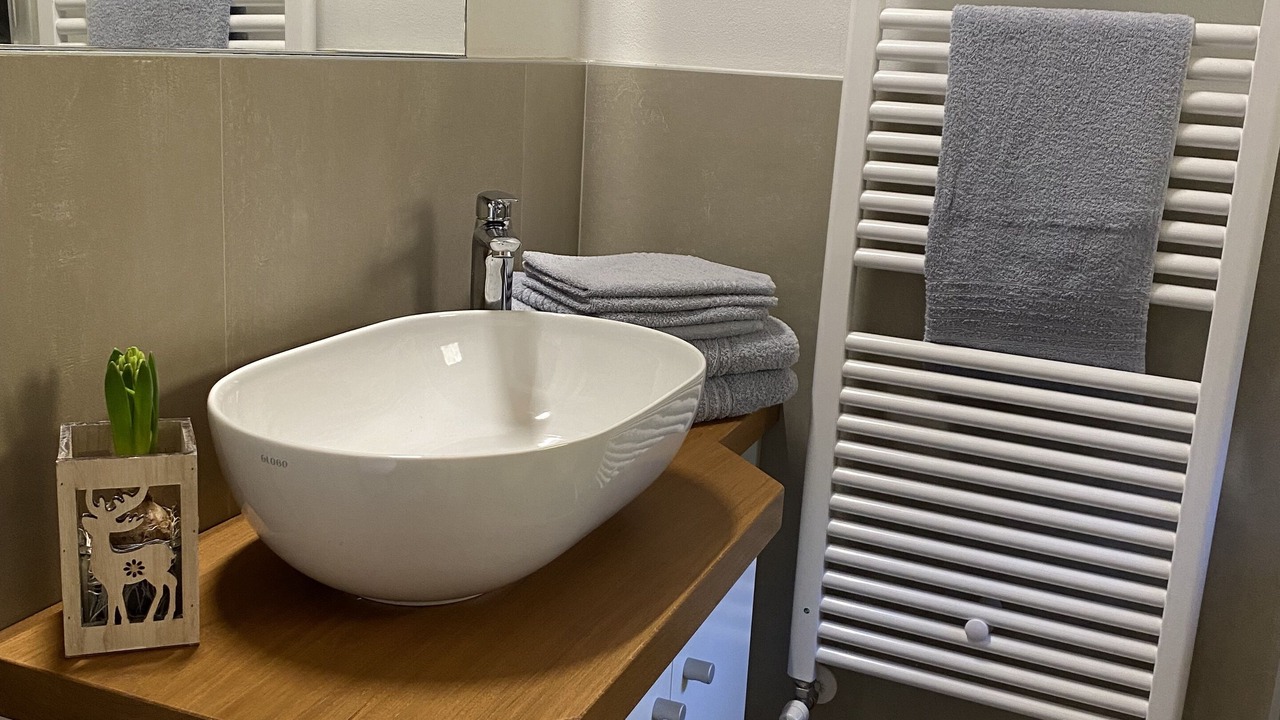 Photo of Bathroom in Crone