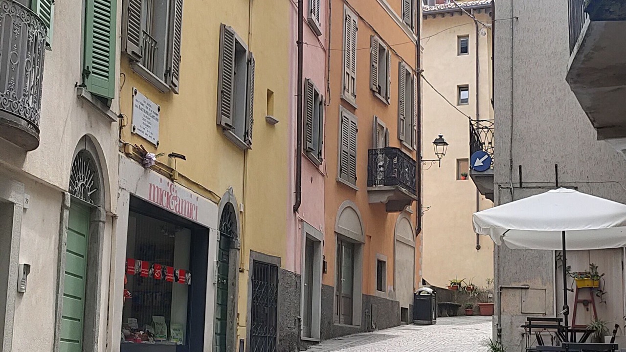 Photo of Outdoor in Lovere Old Town