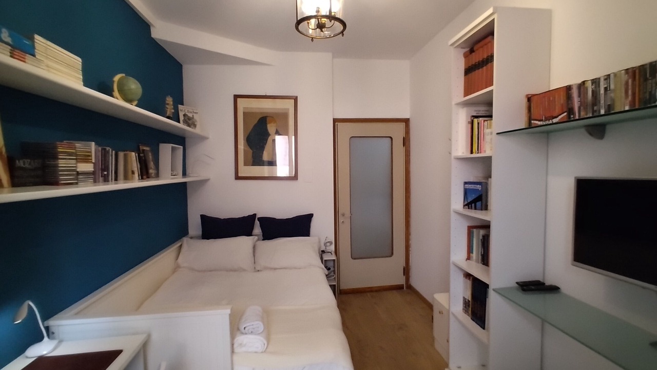 Photo of Bedroom in Chinatown