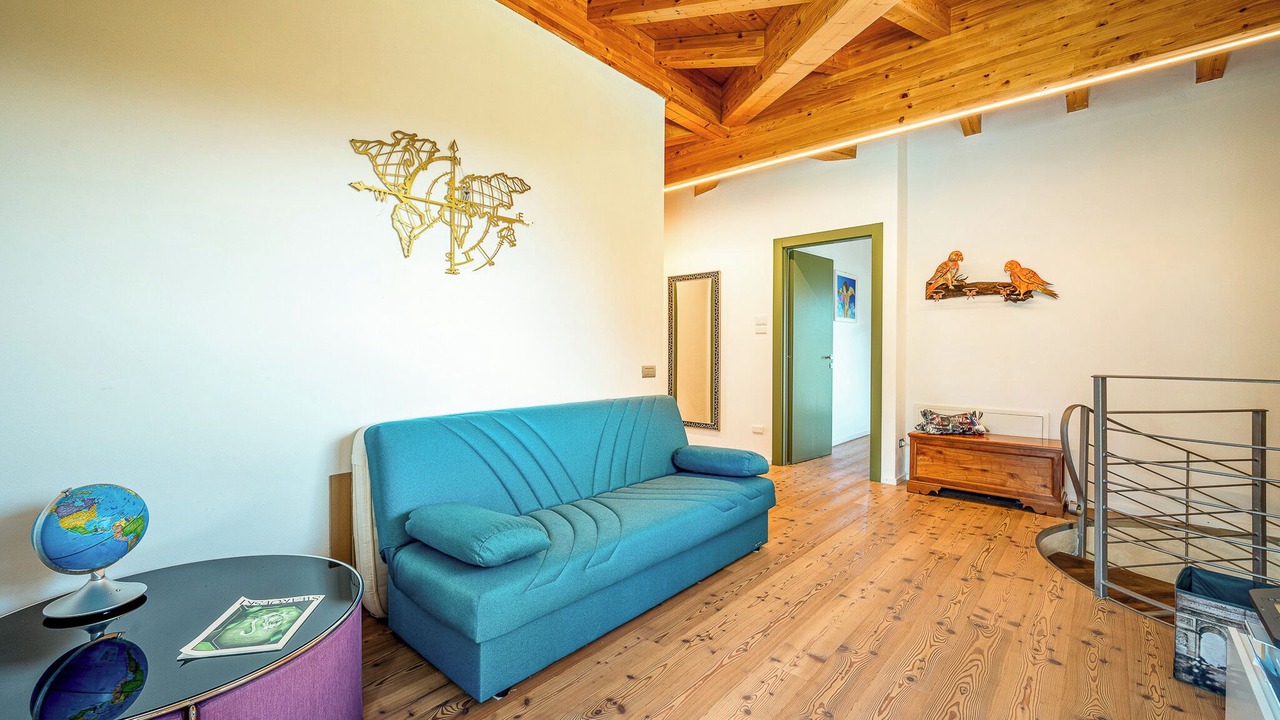 Photo of Livingroom in Dongo