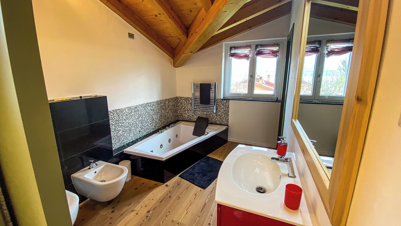 Photo of Bathroom in Dongo