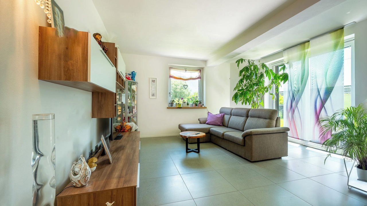 Photo of Livingroom in Dongo