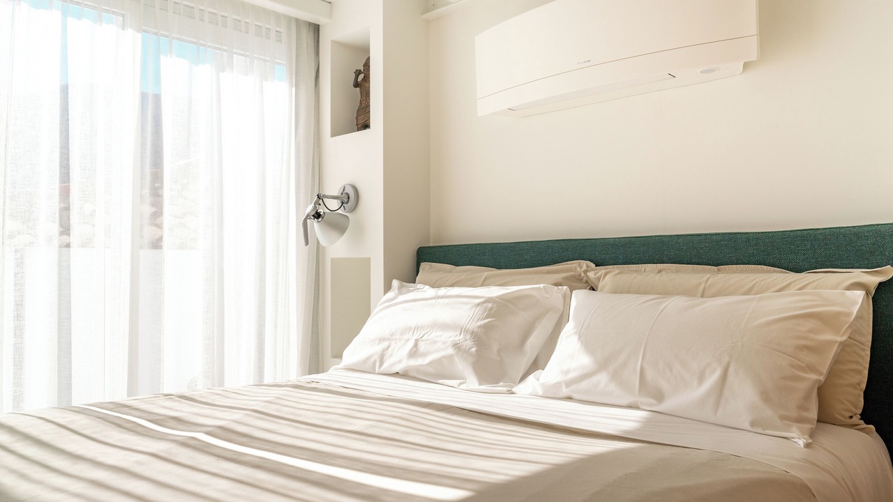 Photo of Bedroom in Carate Urio