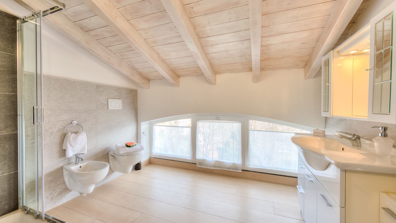 Photo of Bathroom in Arolo