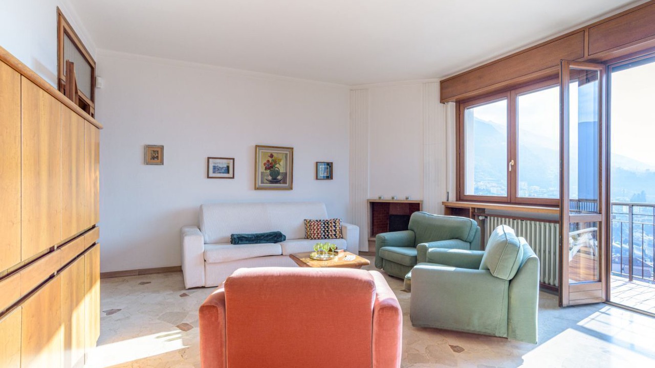 Photo of Livingroom in Mandello del Lario