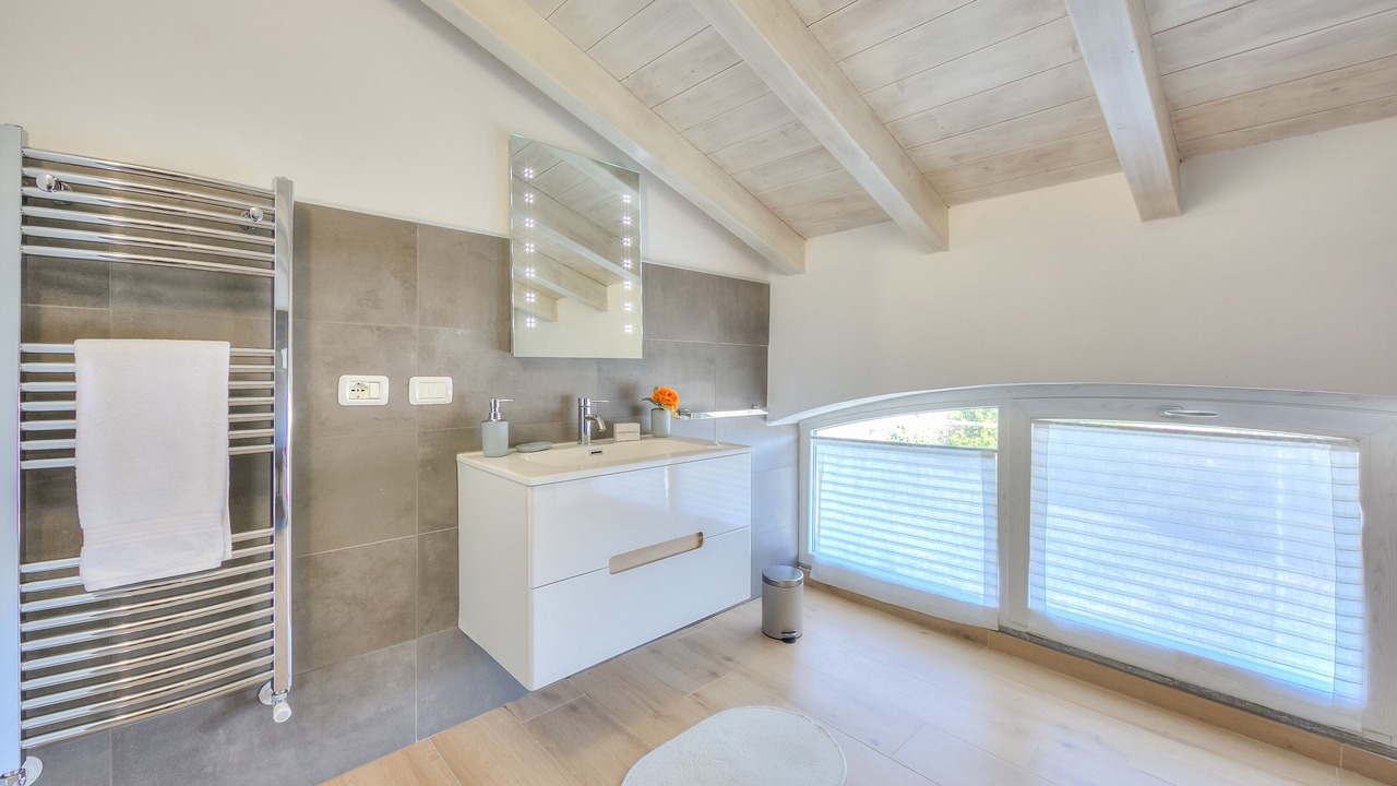 Photo of Bathroom in Arolo