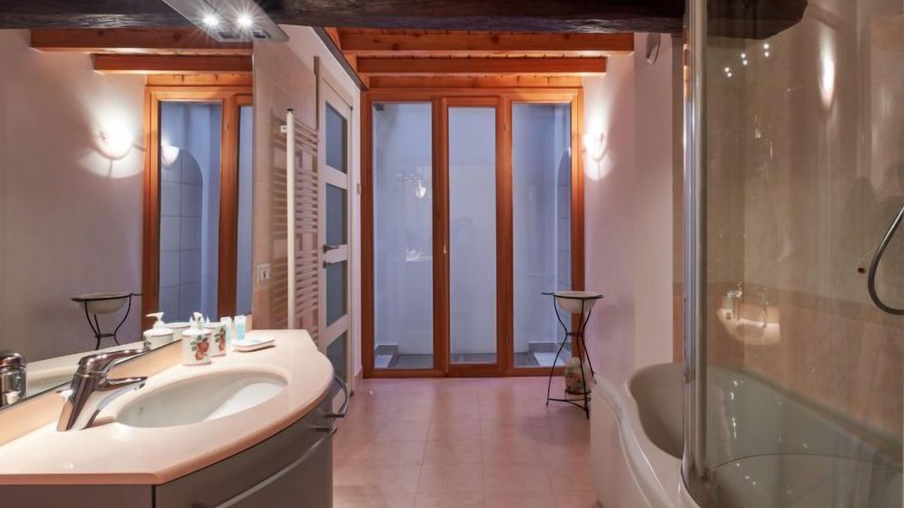 Photo of Bathroom in Lierna