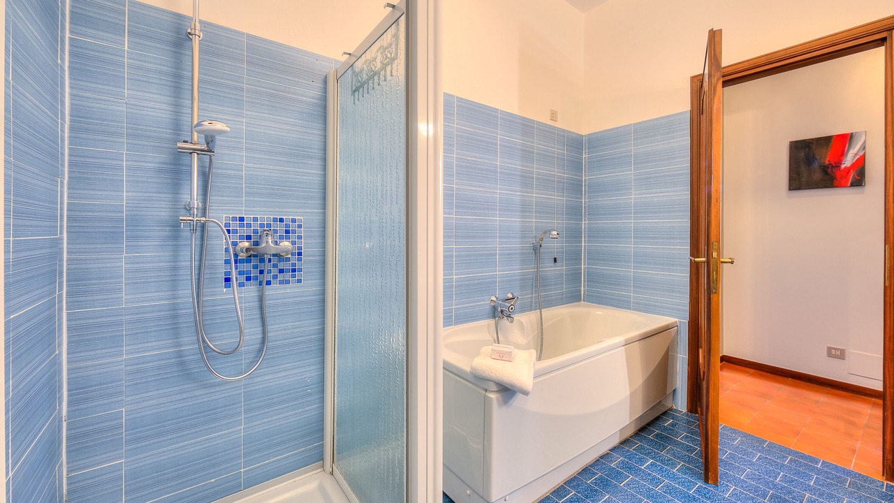 Photo of Bathroom in Gemonio