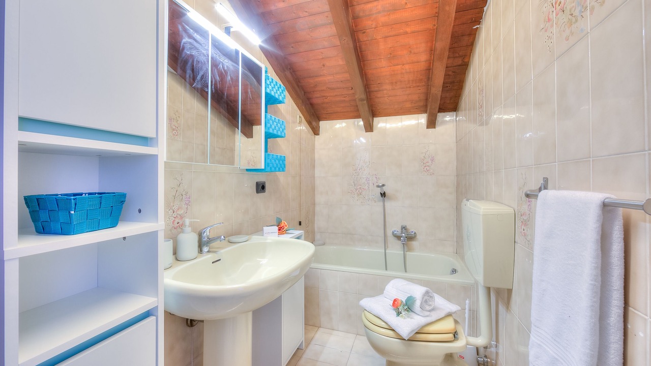 Photo of Bathroom in Angera
