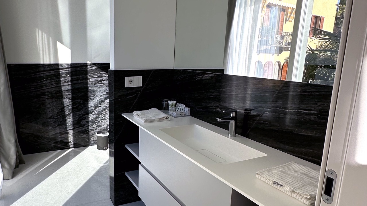 Photo of Bathroom in Carate Urio