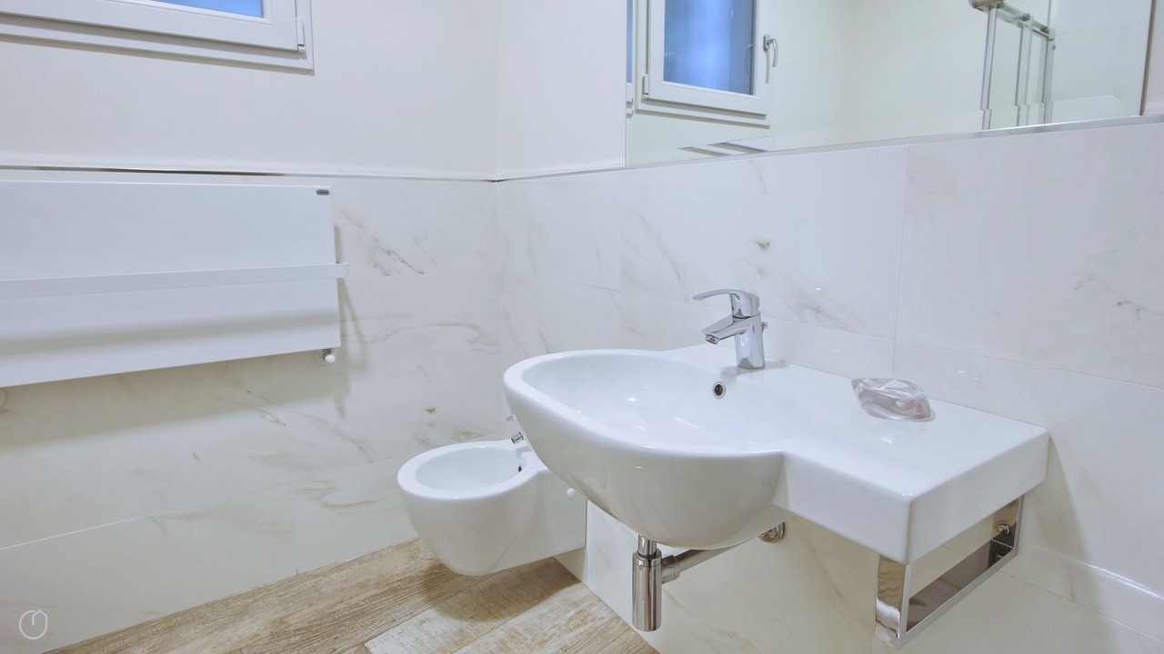 Photo of Bathroom in San Fermo della Battaglia