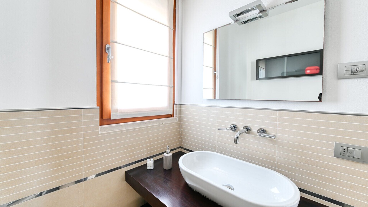 Photo of Bathroom in Lugana