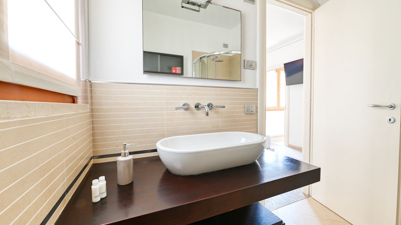 Photo of Bathroom in Lugana